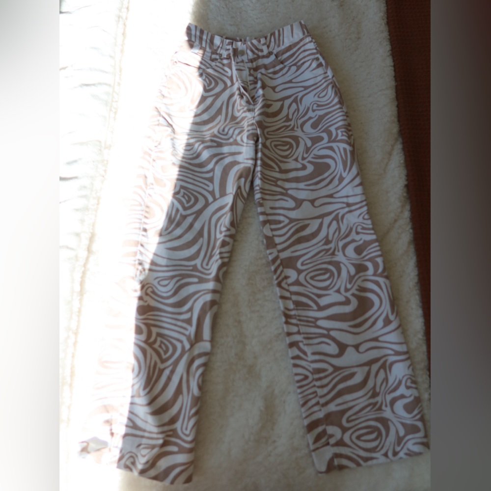 Wave jeans size medium